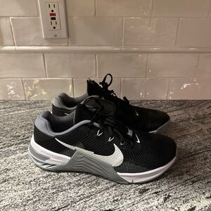 Mens Nike Metcon 7 Black Platinum White Training Shoes CZ8281-010 Size 9.5